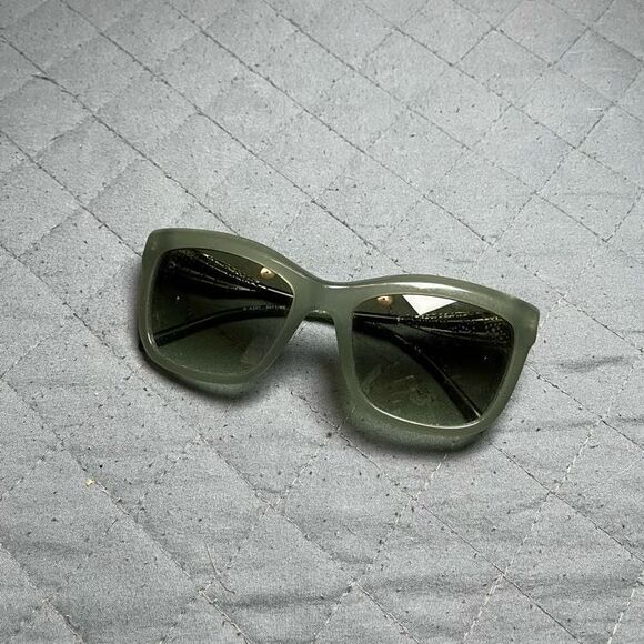 Burberry B 4207  Women\'s Oversized Geometric Sunglasses Clear Green main image 5